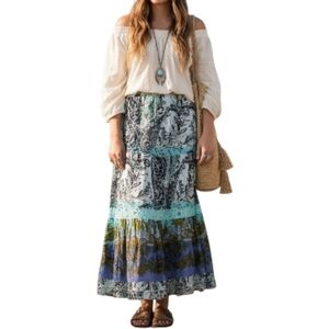 Forbidden Vintage M Blue Floral Paisley Crochet A- Line Maxi Skirt